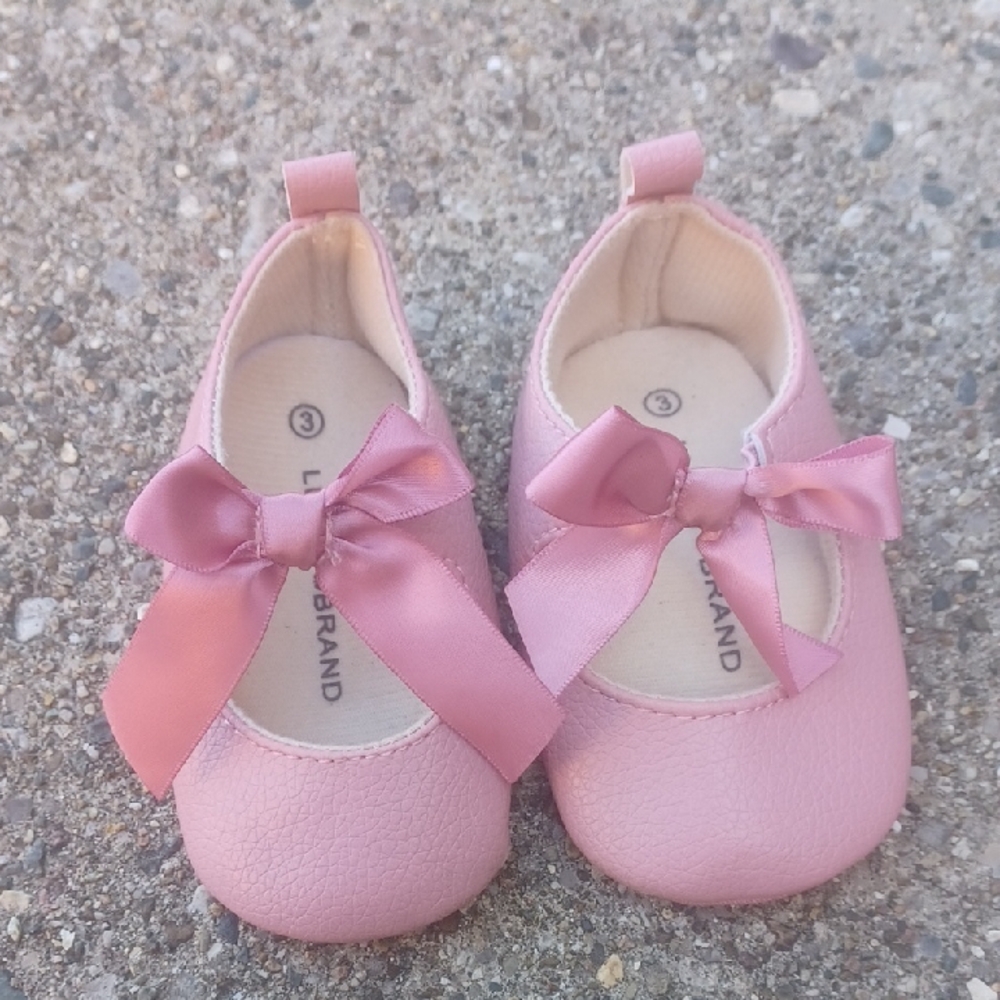 Lucky Brand Pink Baby Shoes Size 3